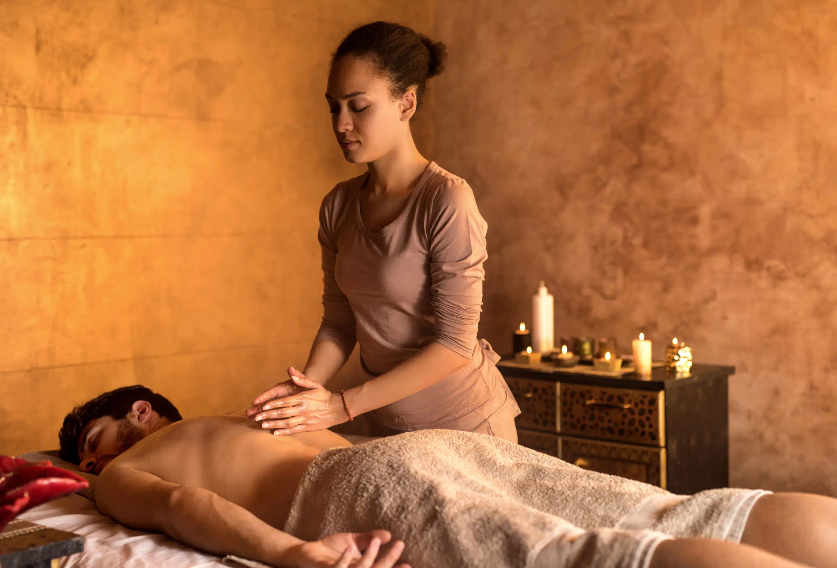 Formation massage ayurvédique ayurvedique  cpq spa praticien<br />
rncp spa praticien 